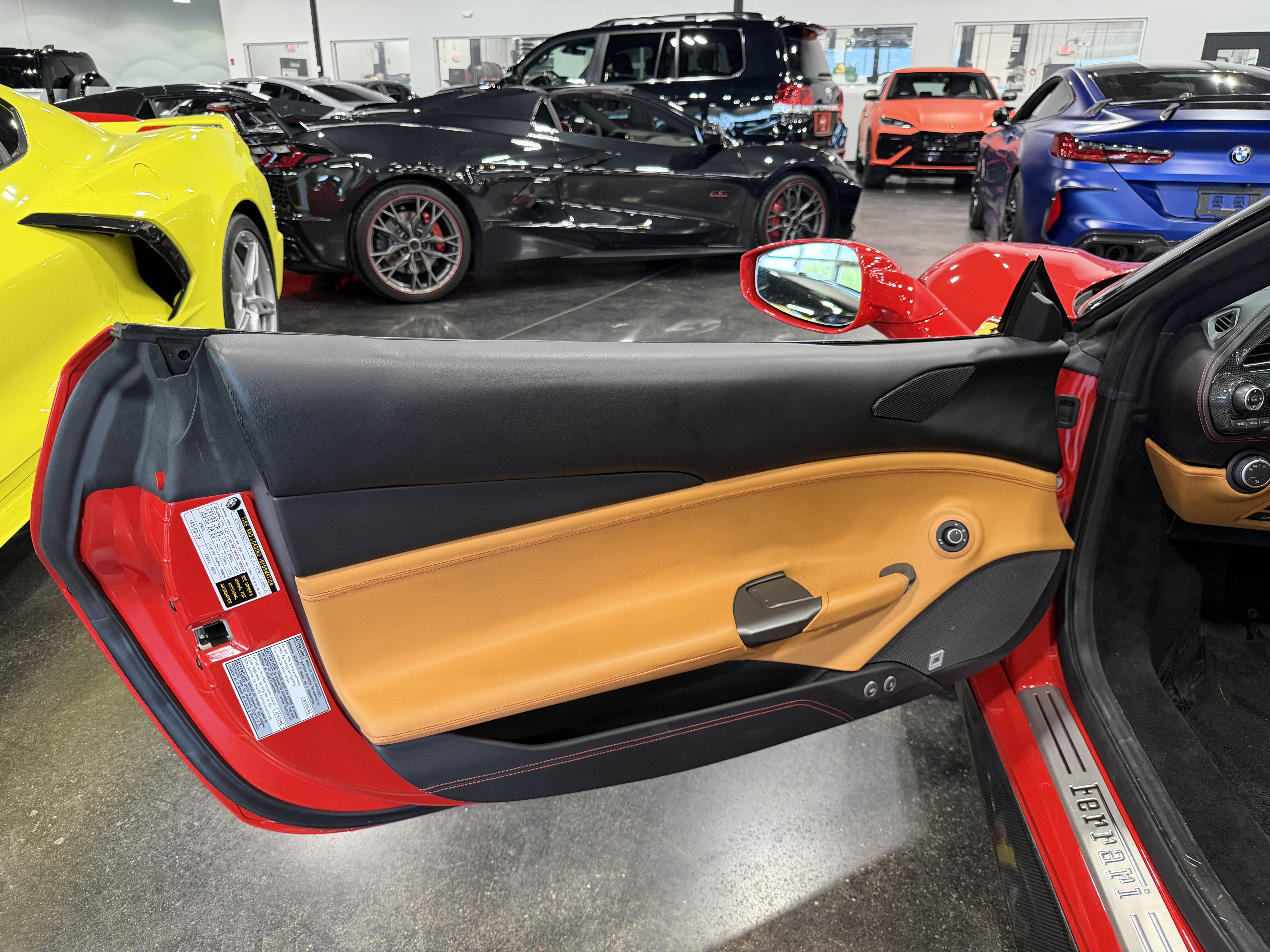 Used 2019 Ferrari 488 Spider RWD image 12