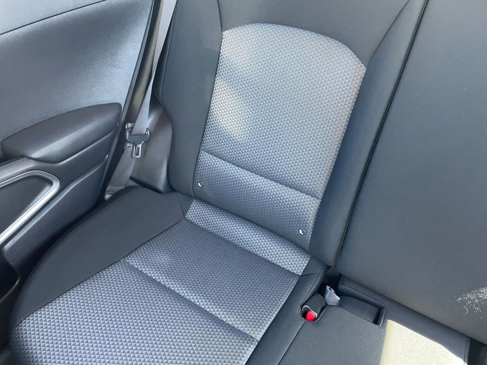 Used 2025 Kia Soul LX w/ LX Technology Package FWD image 37