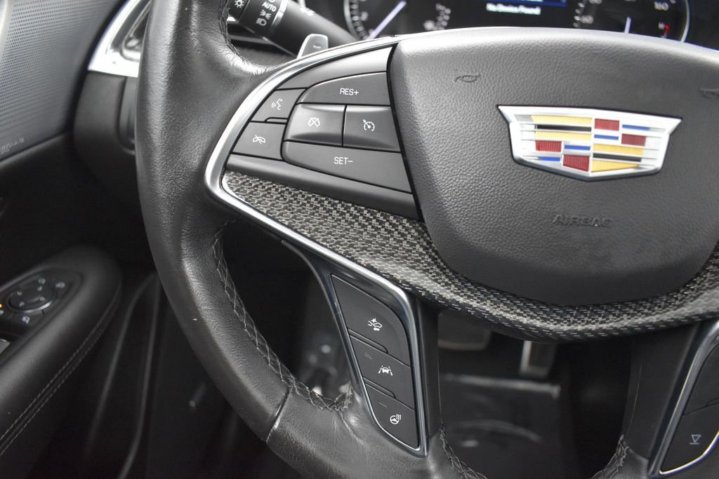 Used 2023 Cadillac XT5 Sportv w/ LPO, Floor Liner Package AWD/4WD image 17