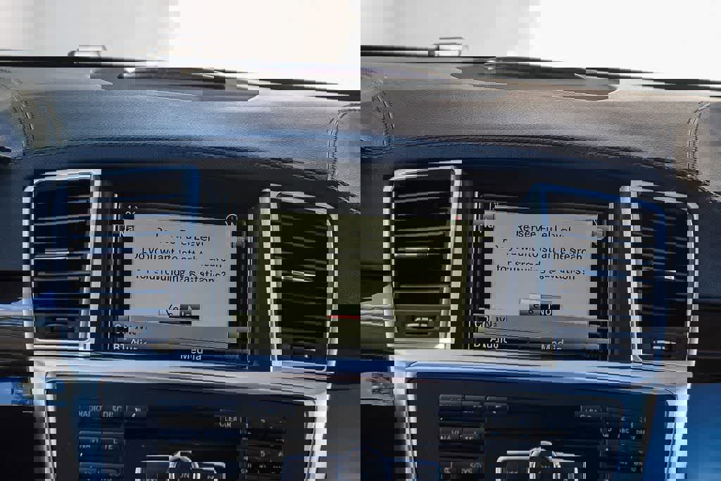 Used 2014 Mercedes-Benz GL 450 4MATIC image 14