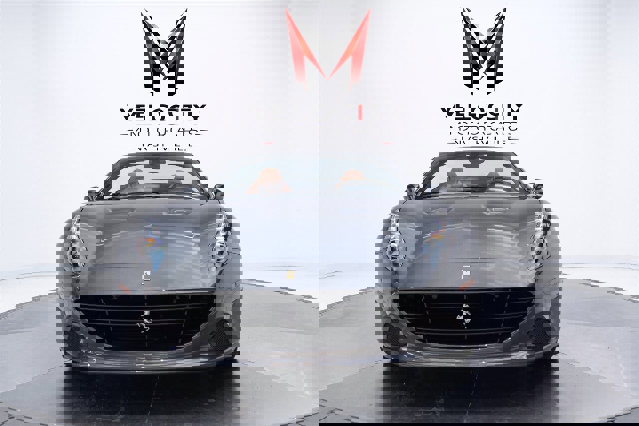 Used 2017 Ferrari California T image 23