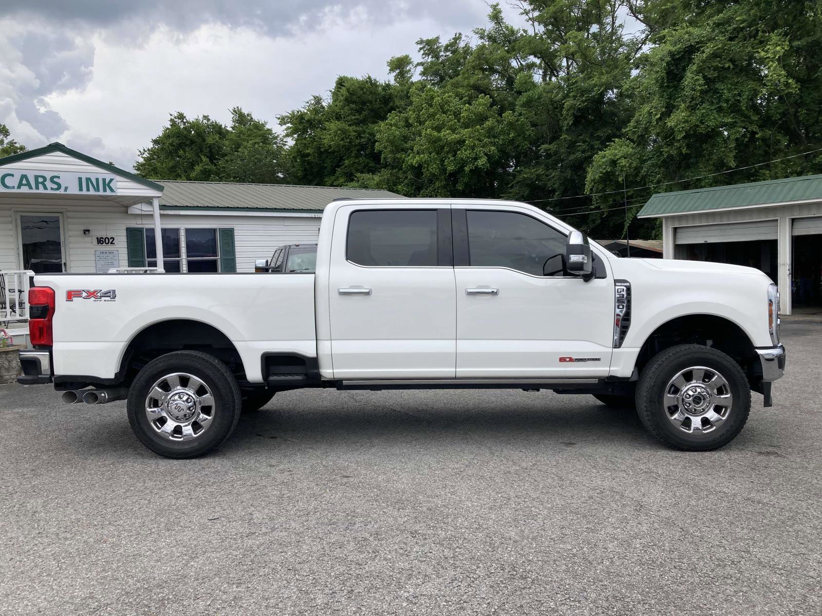 Used 2024 Ford F350 King Ranch w/ Chrome Package image 2