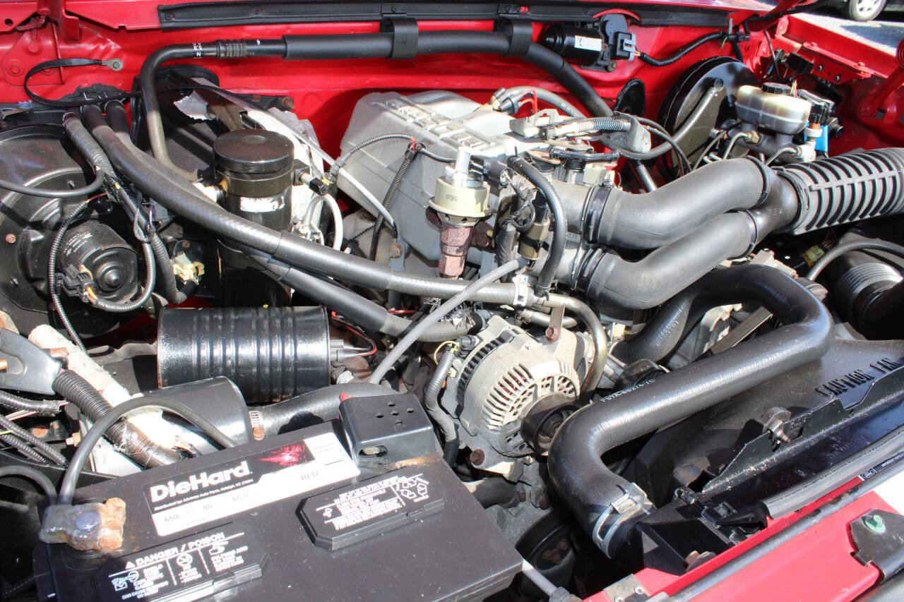 Used 1995 Ford F150 XLT image 20