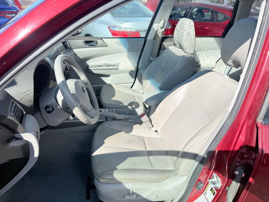Used 2010 Subaru Forester 2.5X Limited image 9