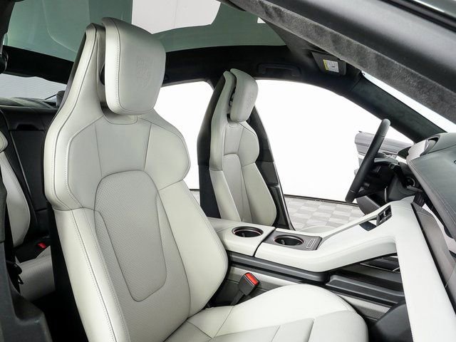 Certified 2023 Porsche Taycan GTS image 25