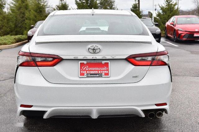 Used 2024 Toyota Camry SE image 6