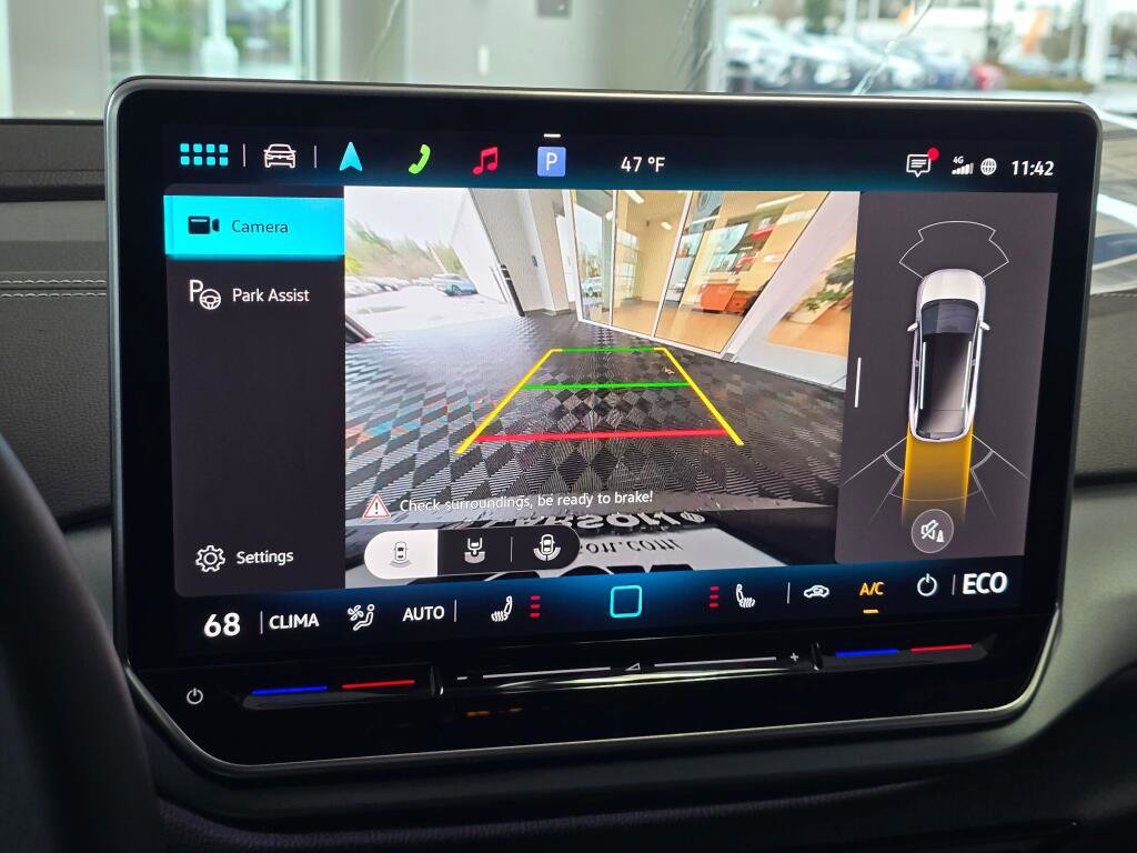 New 2026 Volkswagen ID.4 Pro image 24