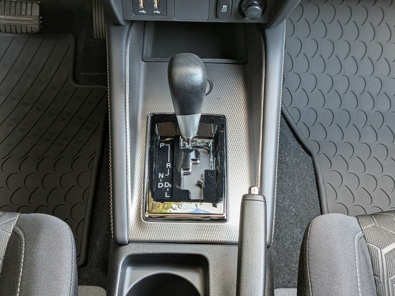 New 2027 Mitsubishi Outlander Sport ES FWD image 18
