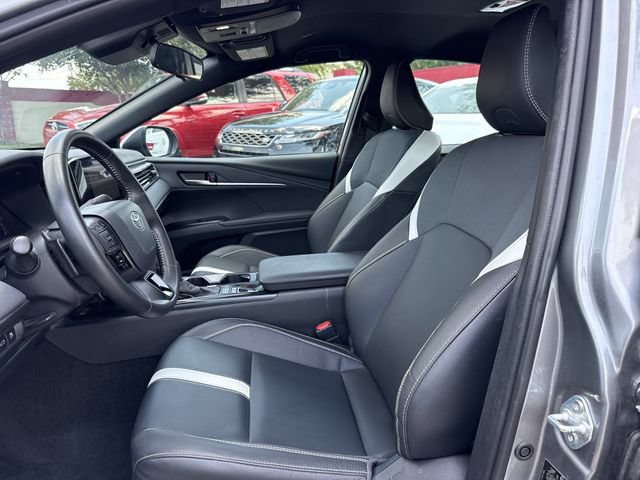 Used 2026 Toyota Camry SE FWD image 27