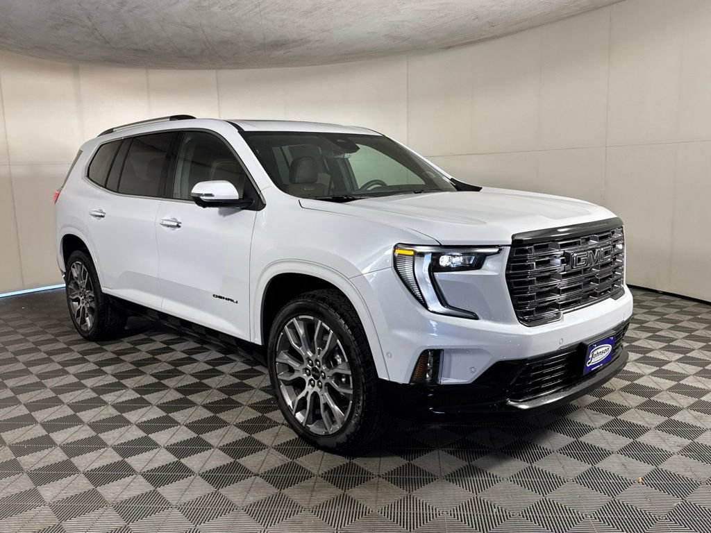 New 2027 GMC Acadia Denali Ultimate w/ LPO, Black Badging Package AWD/4WD image 4