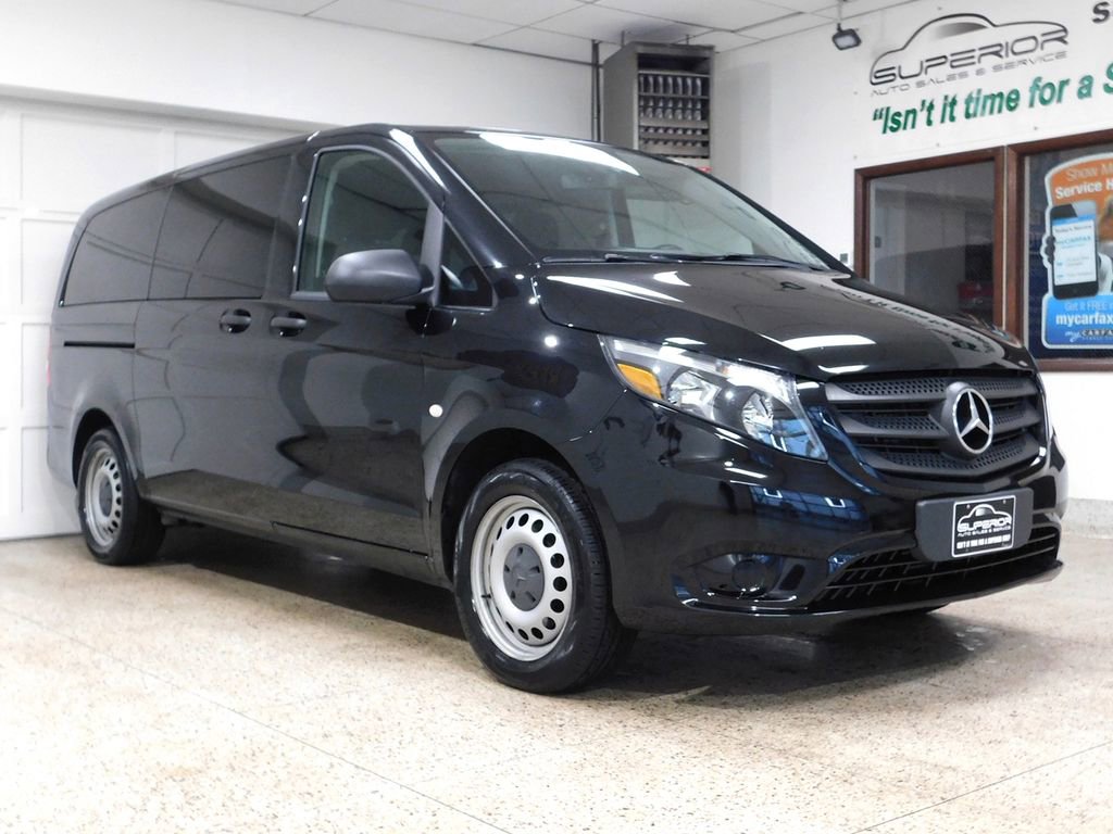 Used 2019 Mercedes-Benz Metris Passenger image 3