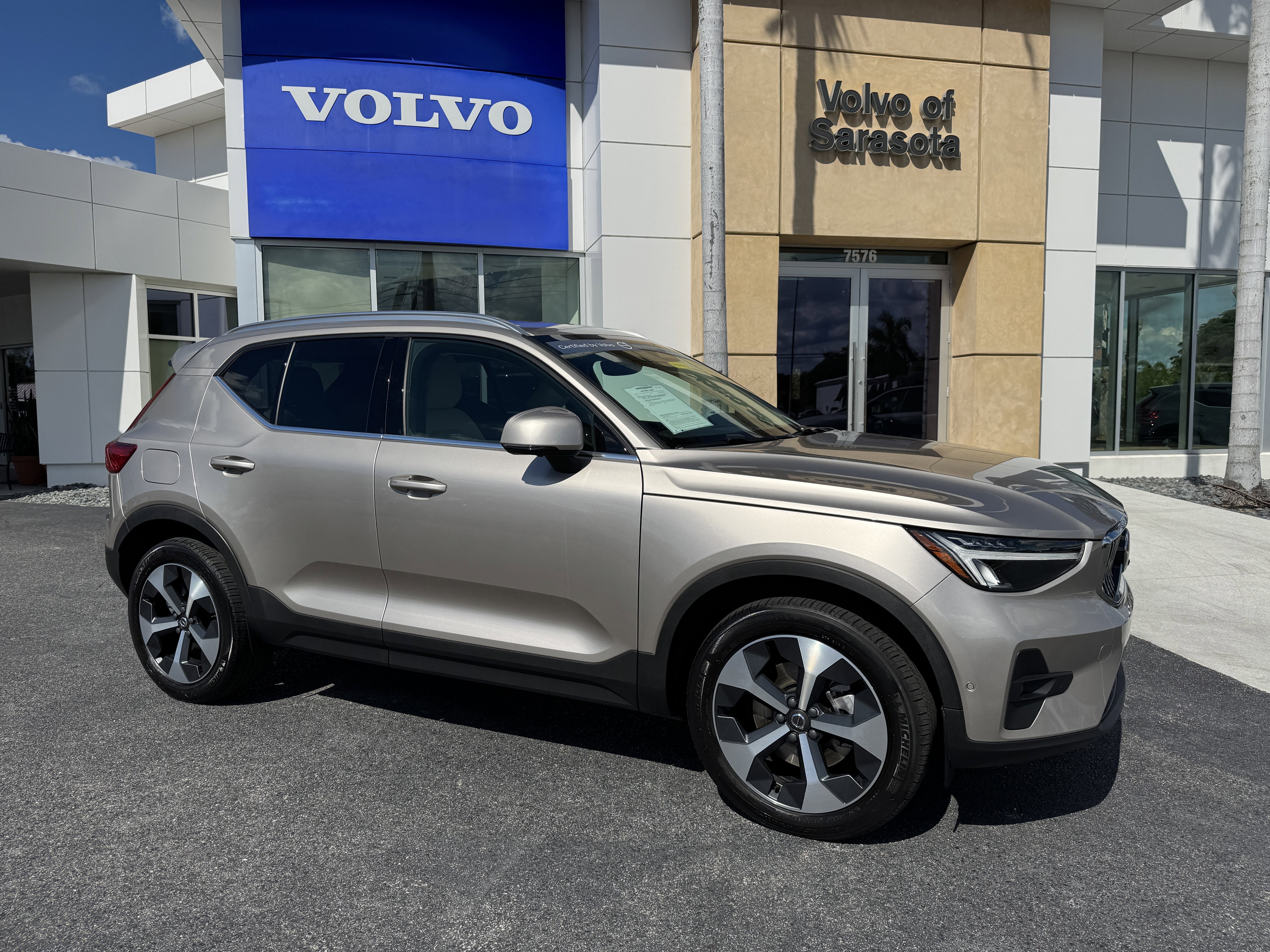 Certified 2023 Volvo XC40 B5 Plus w/ Driver Assist Package