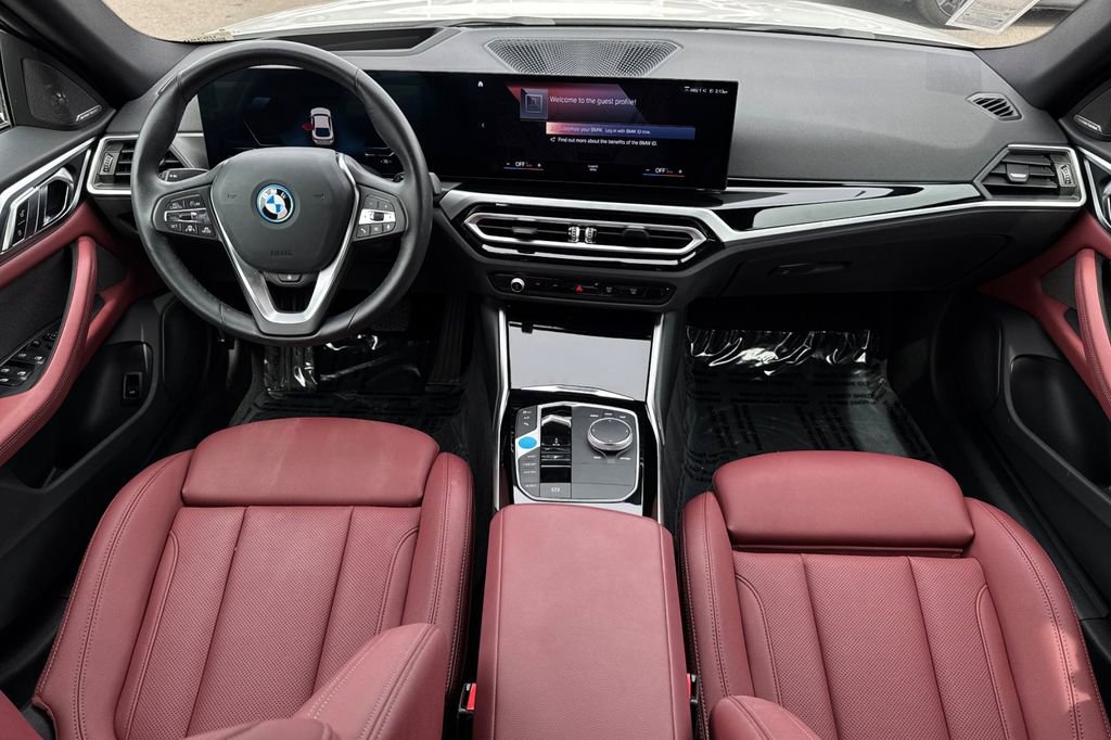 Used 2023 BMW i4 eDrive35 RWD image 14