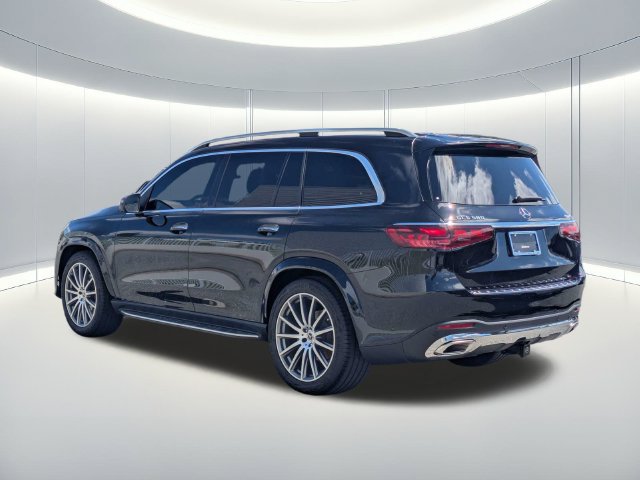 Used 2026 Mercedes-Benz GLS 580 4MATIC image 4