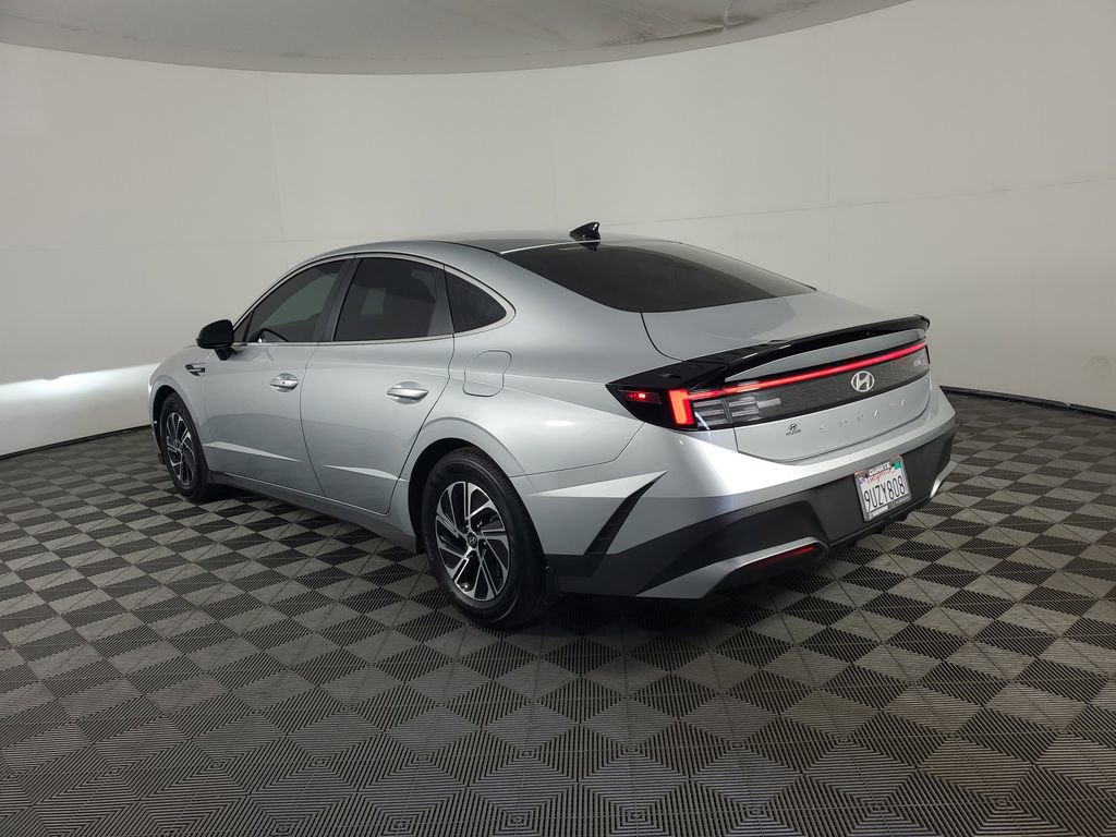 Used 2026 Hyundai Sonata Blue FWD image 6