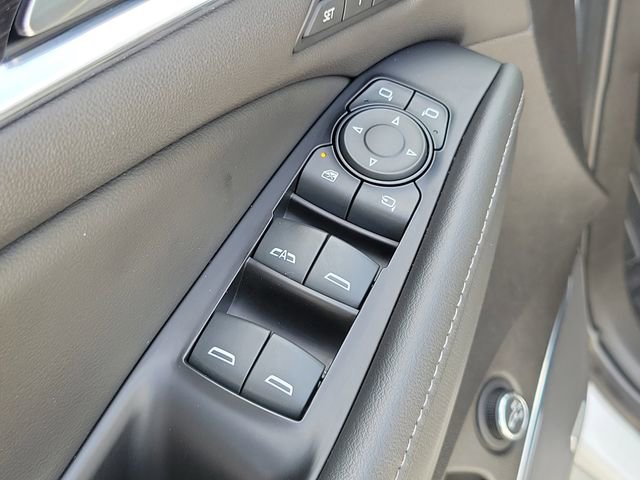 Used 2019 Buick Enclave Avenir w/ Avenir Technology Package AWD/4WD image 20