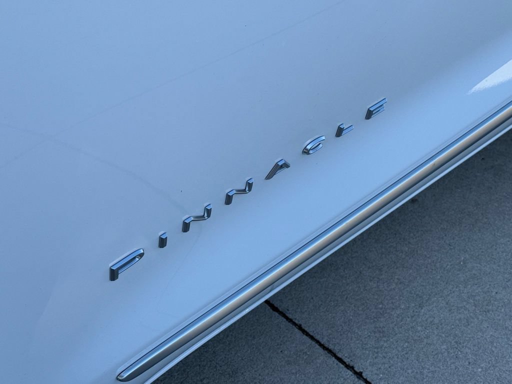 New 2026 Chrysler Pacifica Pinnacle FWD image 32