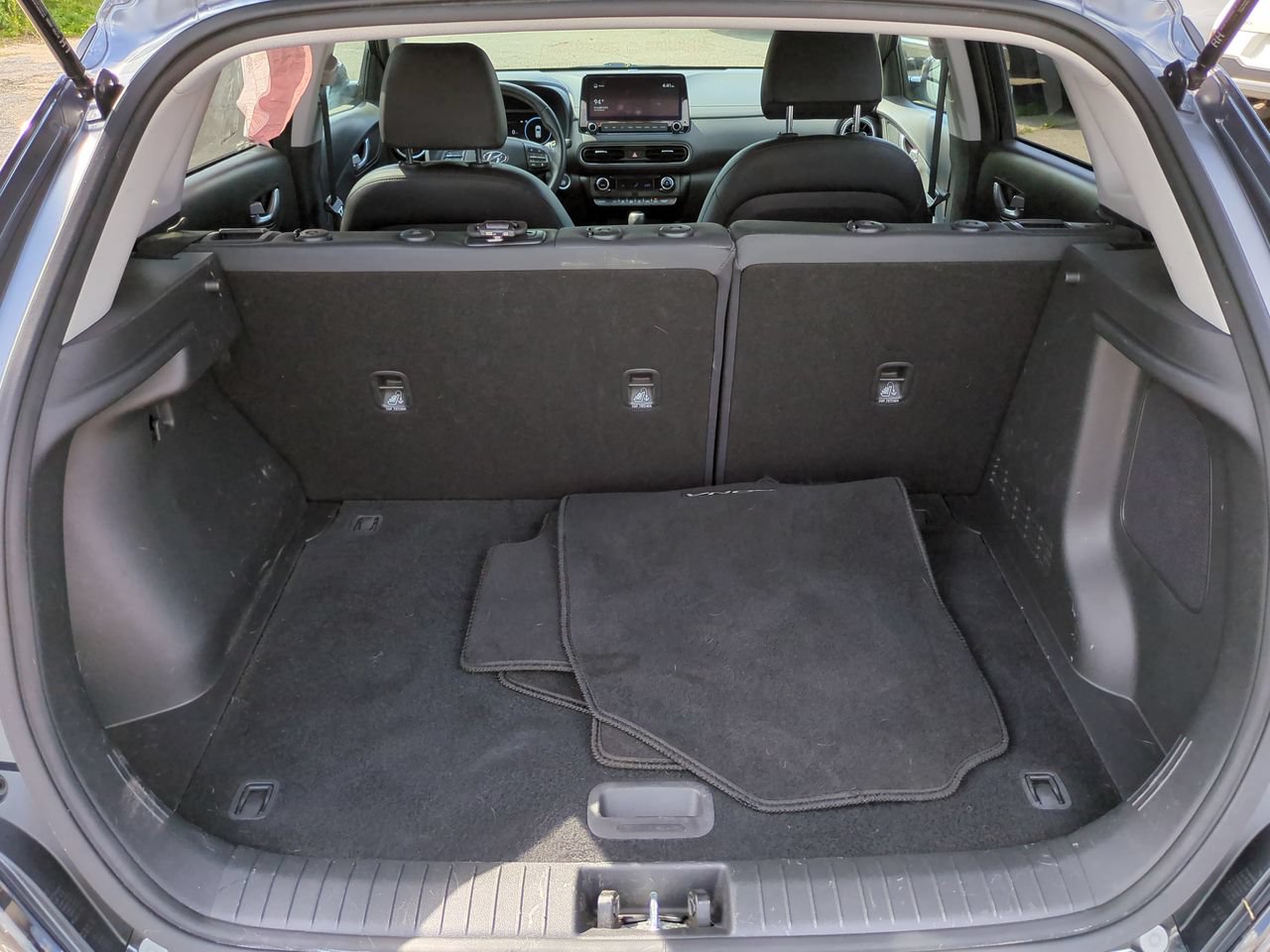 Used 2022 Hyundai Kona Limited FWD image 13