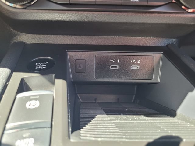 Used 2026 Nissan Kicks SV FWD image 26