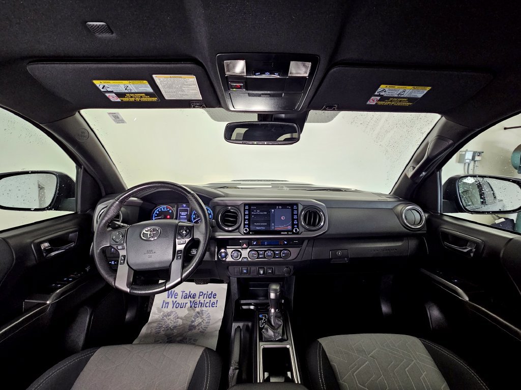 Used 2020 Toyota Tacoma TRD Sport AWD/4WD image 11