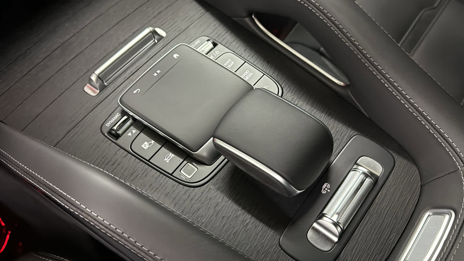 New 2026 Mercedes-Benz GLE 53 AMG 4MATIC image 22