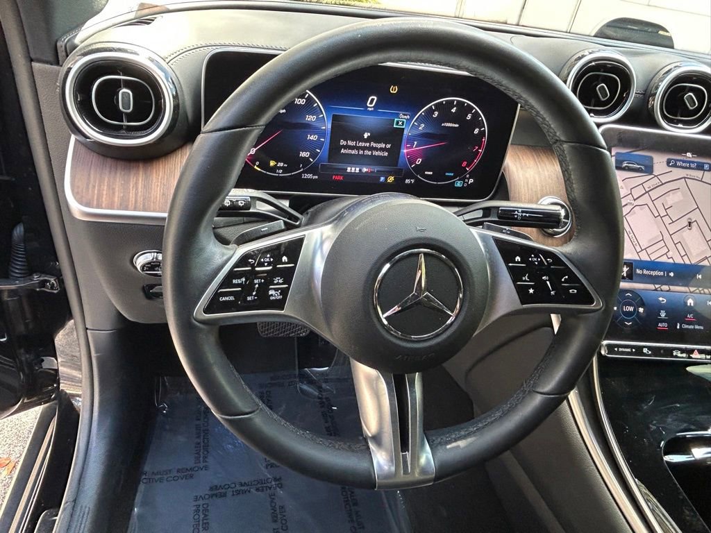 Used 2023 Mercedes-Benz GLC 300 4MATIC w/ Exclusive Trim Package image 41