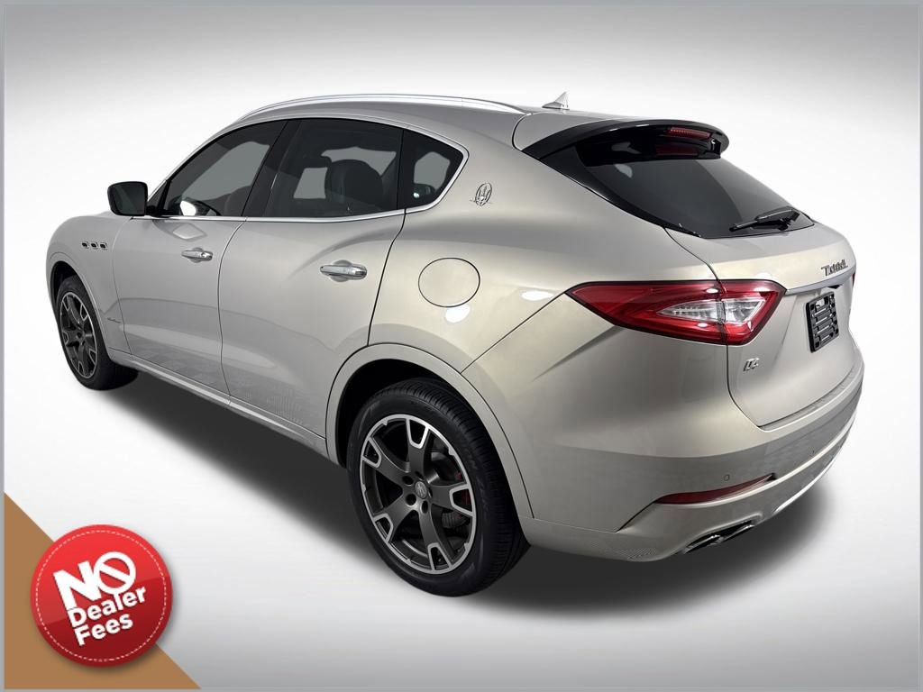 Used 2018 Maserati Levante GranLusso AWD/4WD image 5