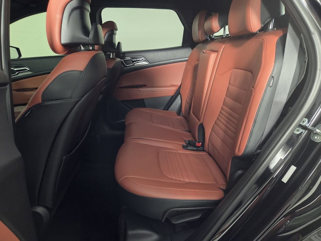 Used 2024 Kia Sportage SX image 27