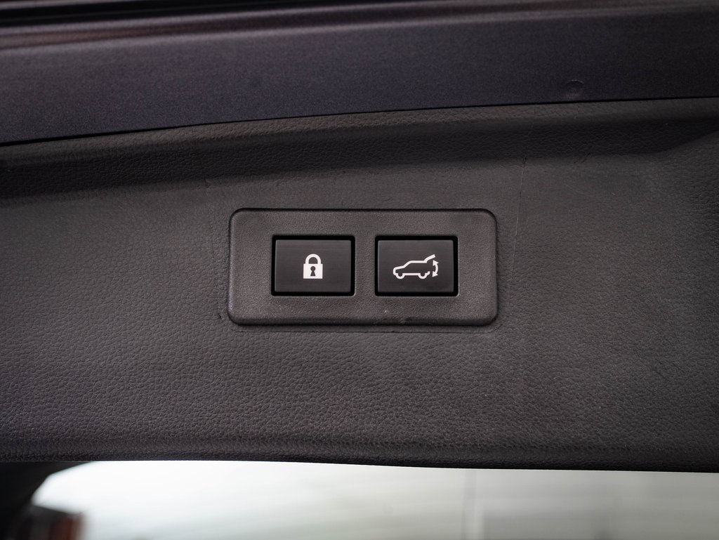 Used 2025 Subaru Outback Touring image 18