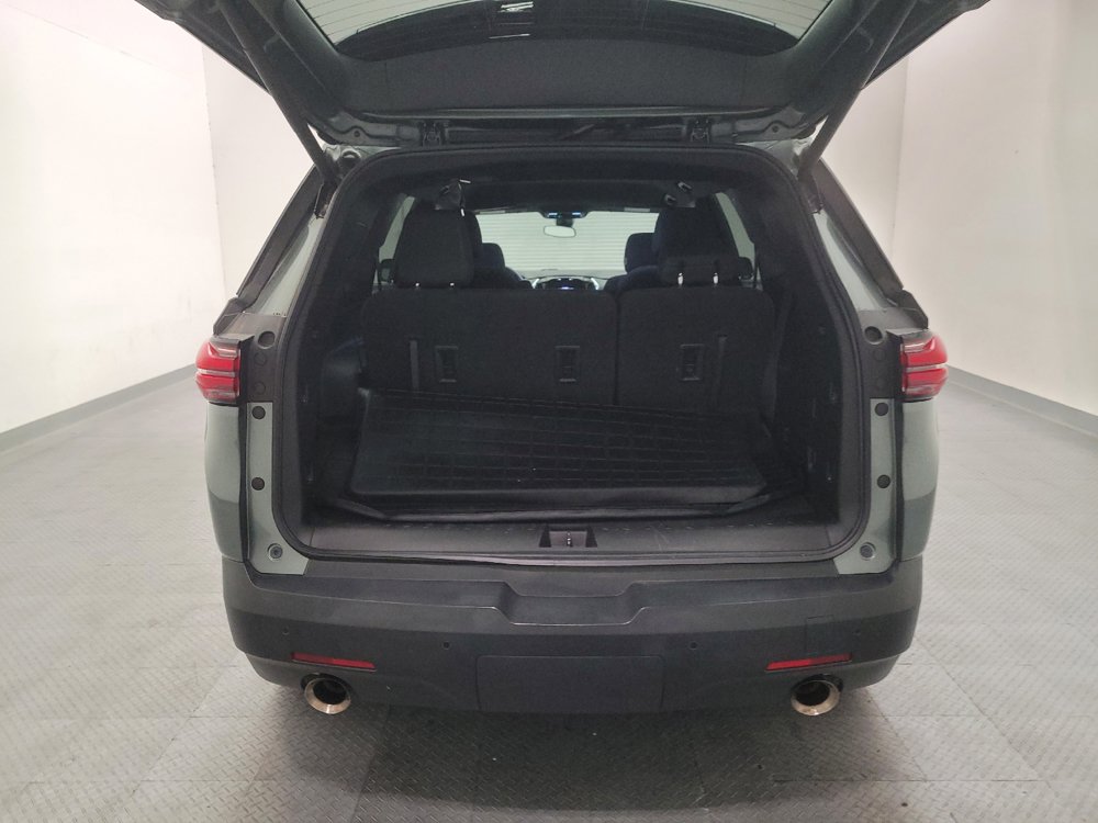 Used 2022 Chevrolet Traverse LT FWD image 29