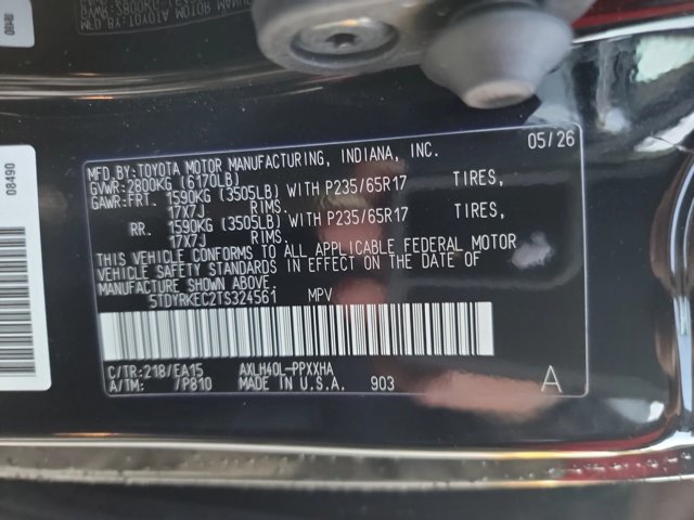 Used 2026 Toyota Sienna XLE FWD image 29