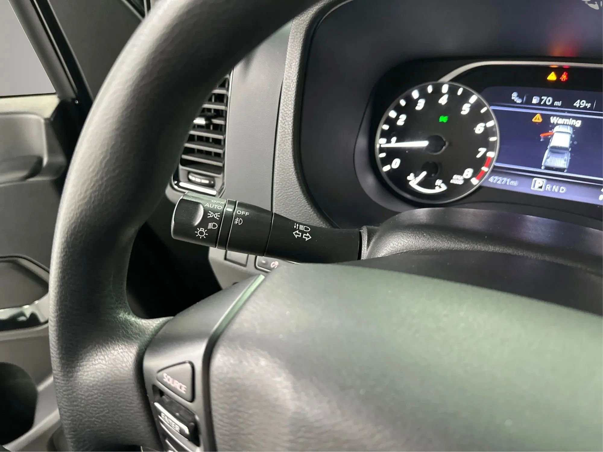 Used 2023 Nissan Frontier SV w/ Midnight Edition Package AWD/4WD image 19