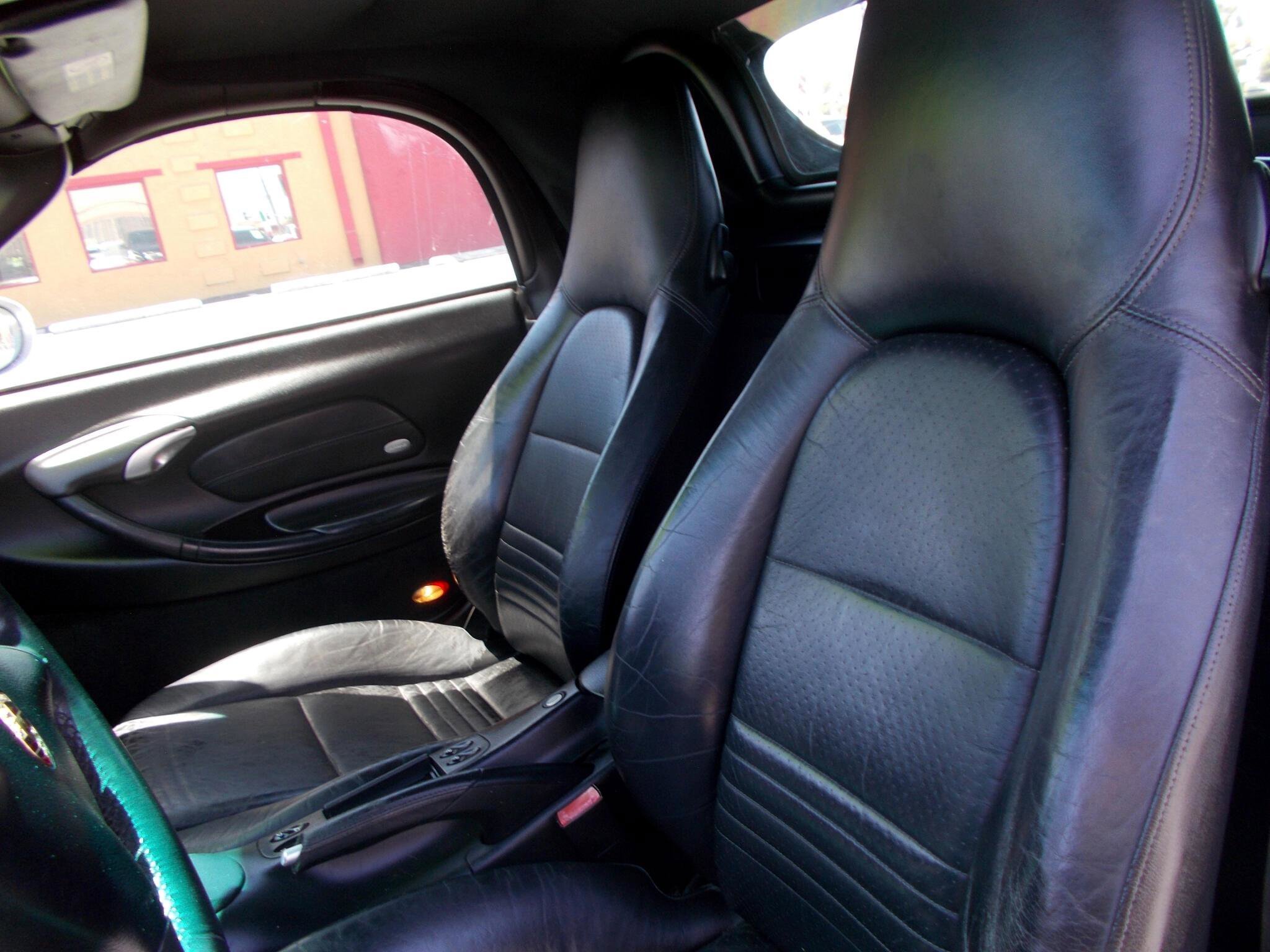 Used 2004 Porsche Boxster RWD image 23