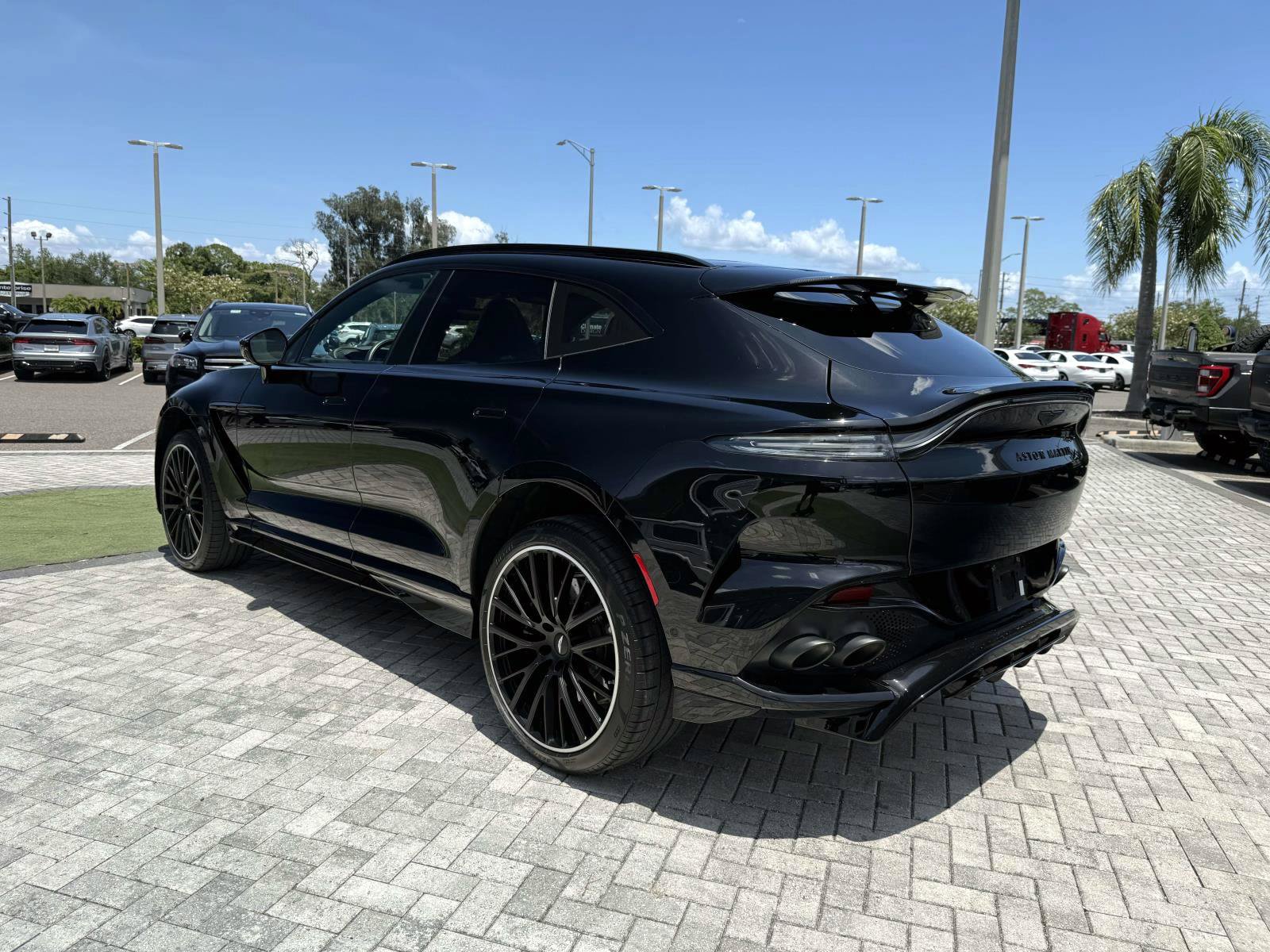 Used 2023 Aston Martin DBX 707 AWD/4WD image 3