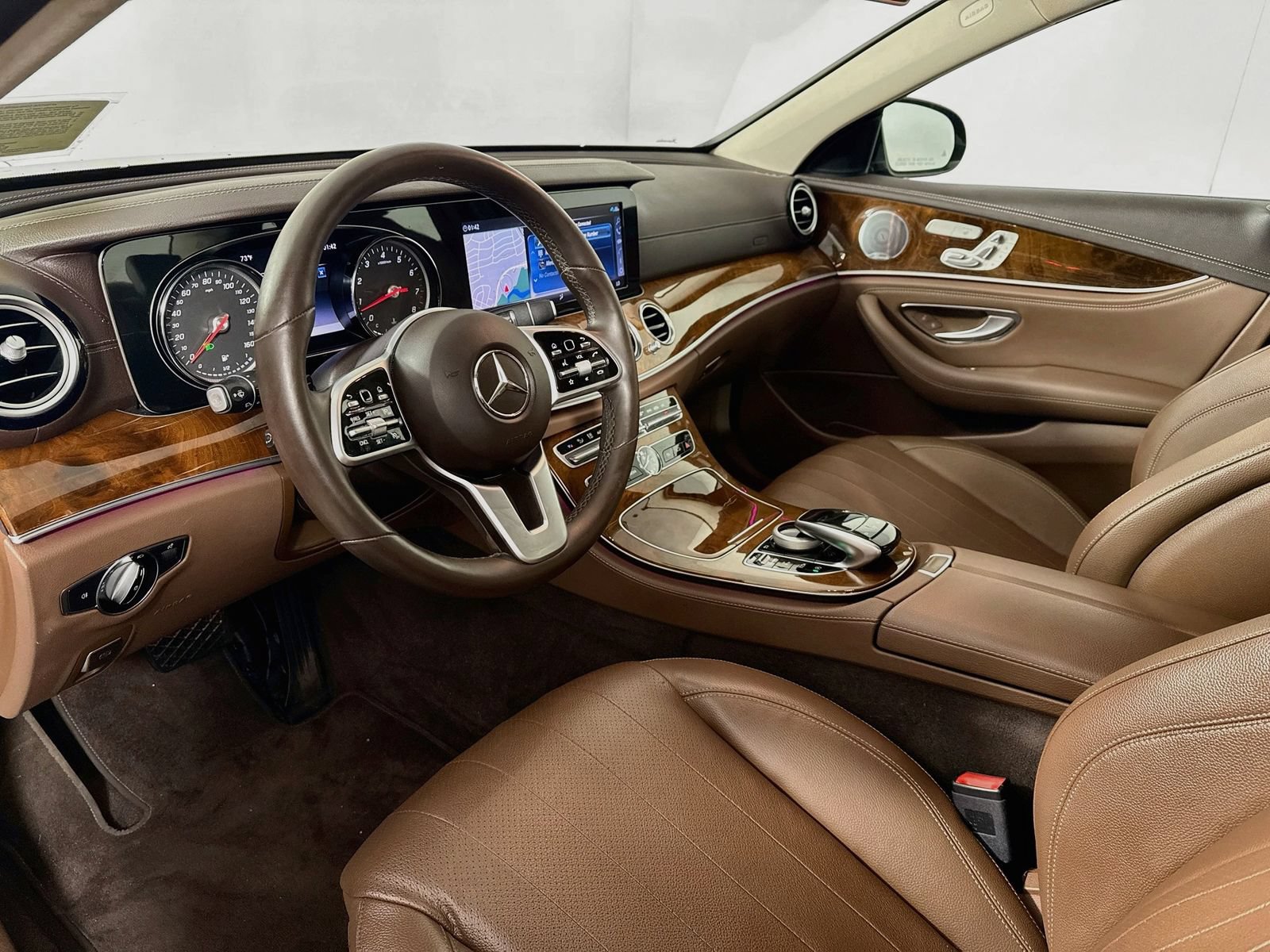 Used 2019 Mercedes-Benz E 300 4MATIC image 9