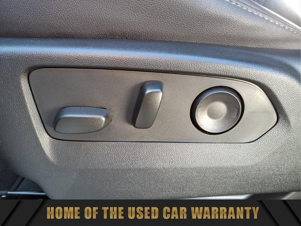 Used 2023 Chevrolet Tahoe LT w/ LT Signature Plus Package AWD/4WD image 17