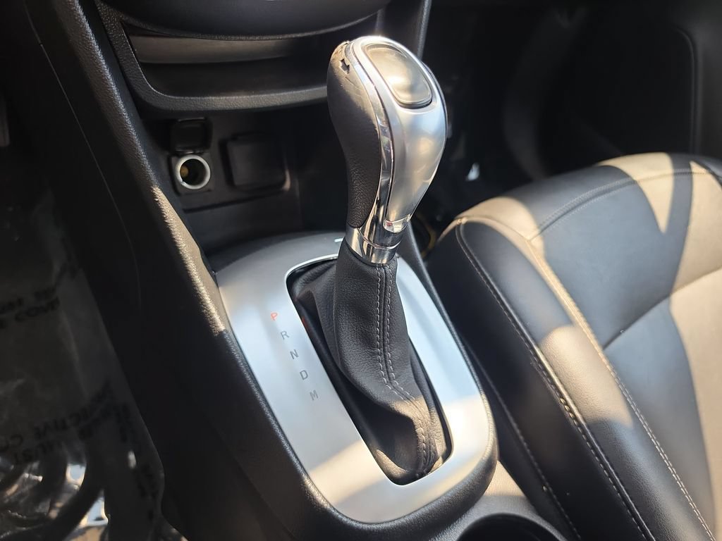 Used 2015 Buick Encore Leather AWD/4WD image 21