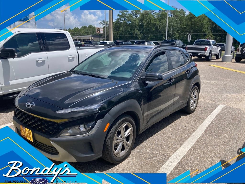 Used 2022 Hyundai Kona SEL FWD image 1