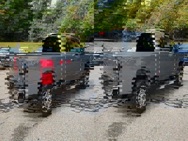 Certified 2024 Ford F350 Lariat w/ FX4 Off-Road Package image 3