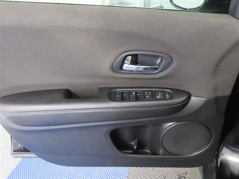 Used 2022 Honda HR-V LX image 15