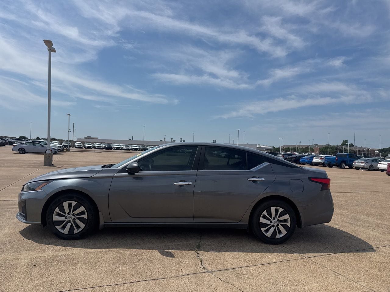 Certified 2024 Nissan Altima 2.5 S FWD image 13