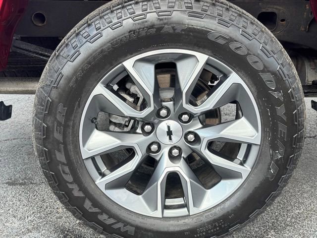 Used 2024 Chevrolet Silverado 1500 RST w/ Convenience Package II image 6