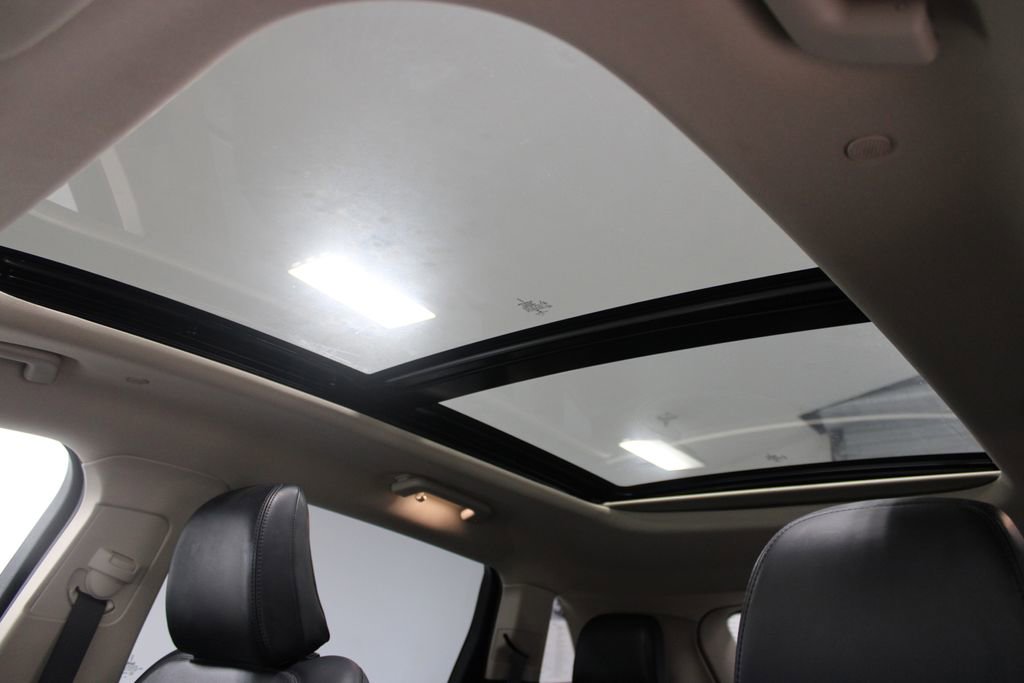 Used 2022 Lincoln Nautilus Reserve w/ Monochromatic Package image 55