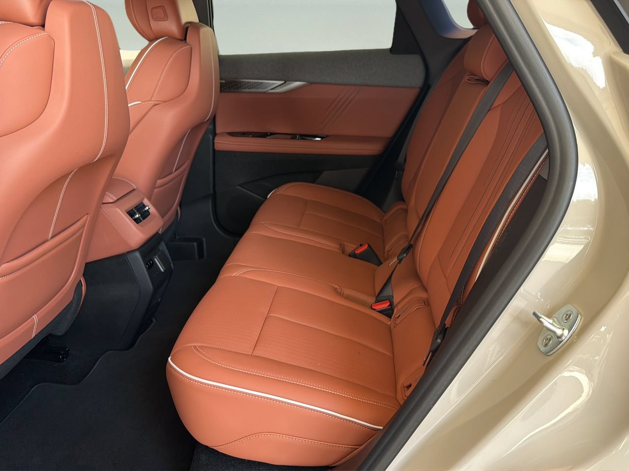 New 2027 Cadillac Optiq Premium Luxury RWD image 13