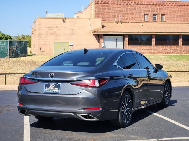 Certified 2024 Lexus ES 350 w/ Premium Package FWD image 4