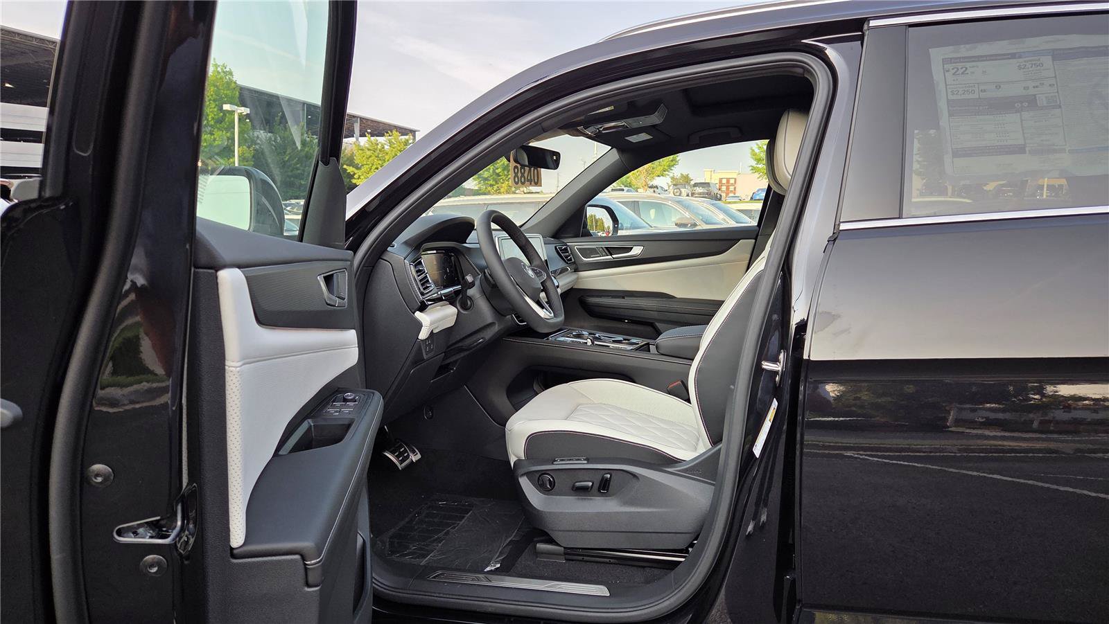 New 2026 Volkswagen Atlas Cross Sport SEL Premium R-Line AWD/4WD image 13