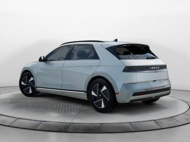 New 2026 Hyundai Ioniq 5 Limited image 5