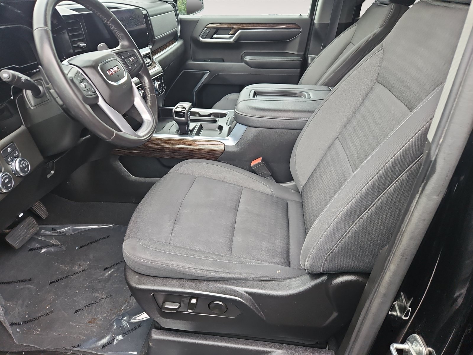 Used 2022 GMC Sierra 1500 Elevation AWD/4WD image 9