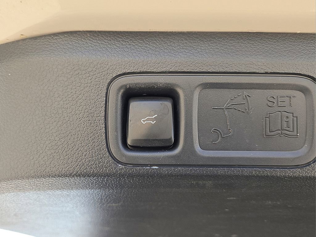 Used 2024 Lincoln Navigator L Reserve image 14