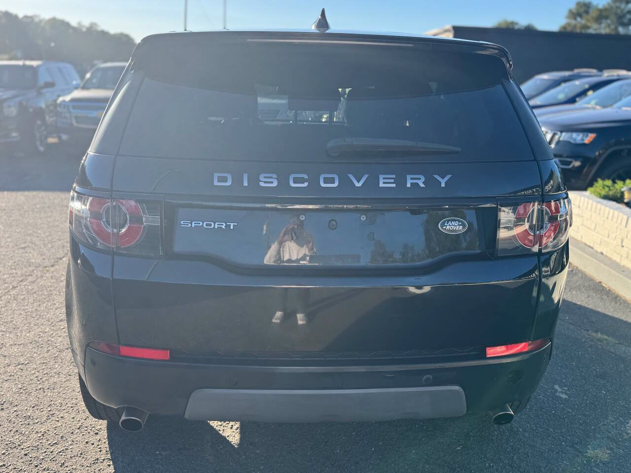 Used 2018 Land Rover Discovery Sport SE AWD/4WD image 6
